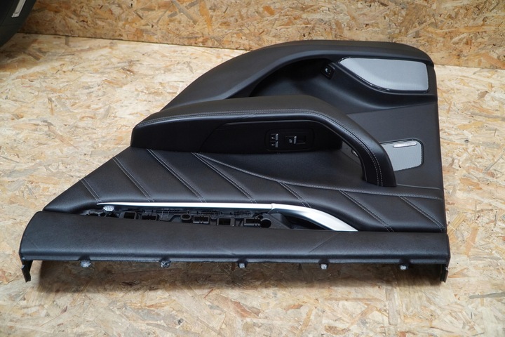 фото №13, Боковина оббивка двері лівий правий перед зад комплектний levante trofeo 19-