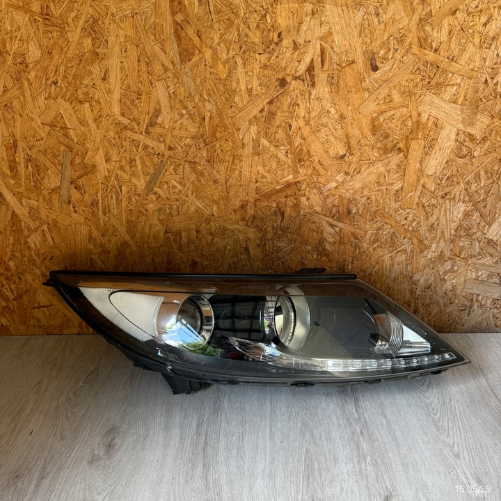 фото №1, Лампа передняя правая kia sportage iii led 92102-3u250
