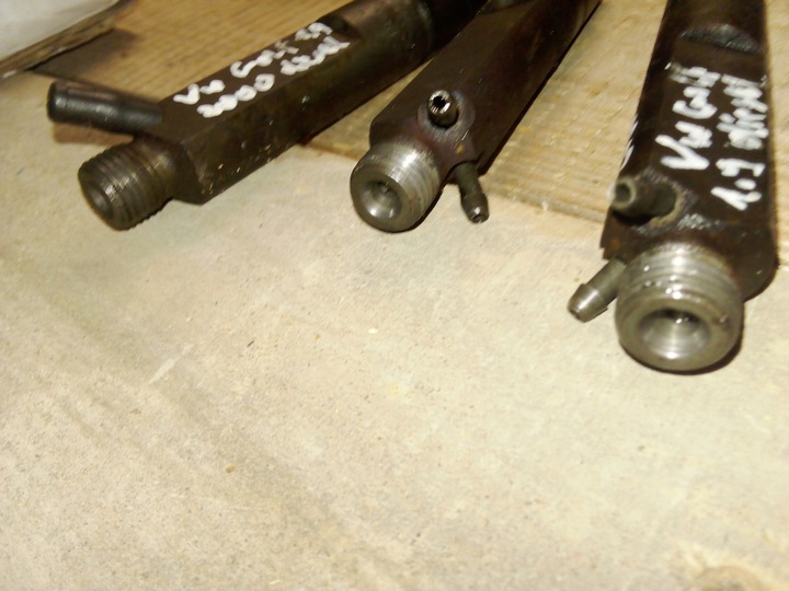 фото №9, Vw golf 1.9 дизель форсунки комплект 038130202a 038130202e