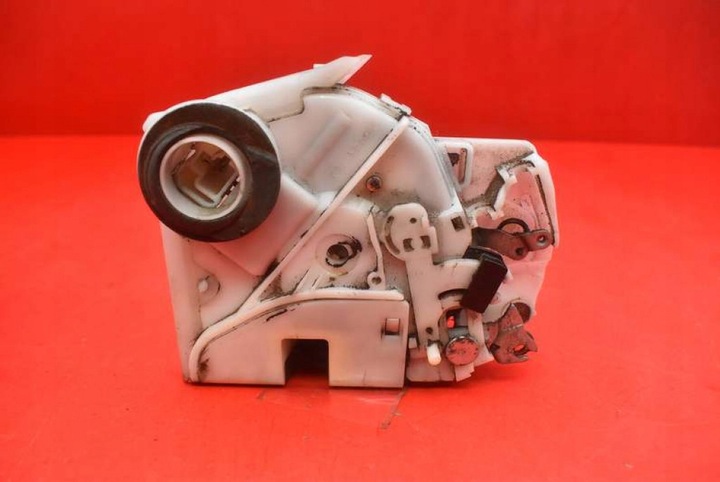 фото №5, Замок дверь левый зад задний daihatsu cuore 7 vii 5d hb 07-