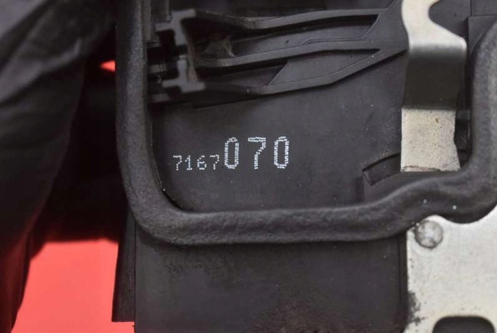 фото №8, Замок двері правий зад задній 7167070 bmw x3 e83 03-06