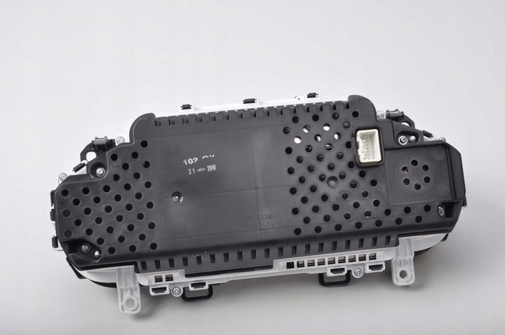 фото №8, Volvo v40 ii 2.0 d3 спідометр  прилади рестайлінг 31433515 r-design