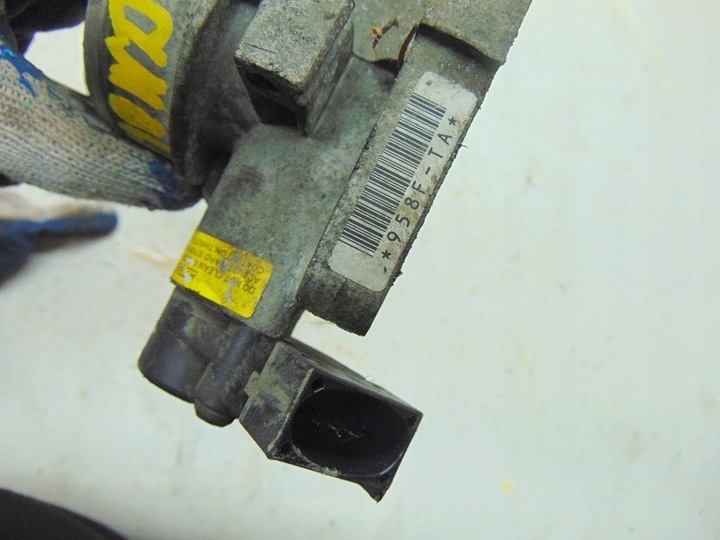 фото №8, Ford mondeo mk2 1.6 zetec 97r дросельна заслінка