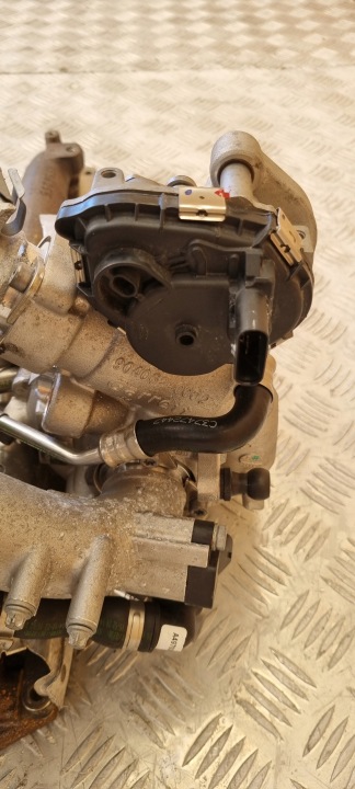 фото №9, Bmw g05 g06 g07 b57 40d 3.0d turbo турбонагнетатель турбина 8596255 8596253