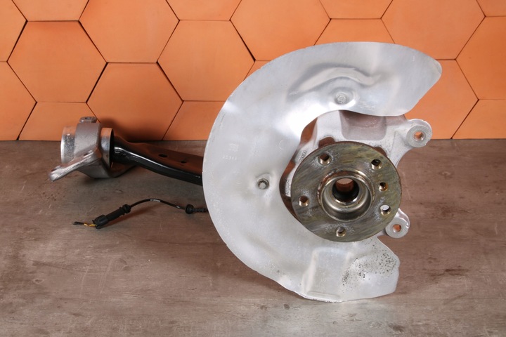 фото №5, Bmw f40 f44 f45 x1 f48 поворотный кулак рычаг ступица правая правые перед 6876854