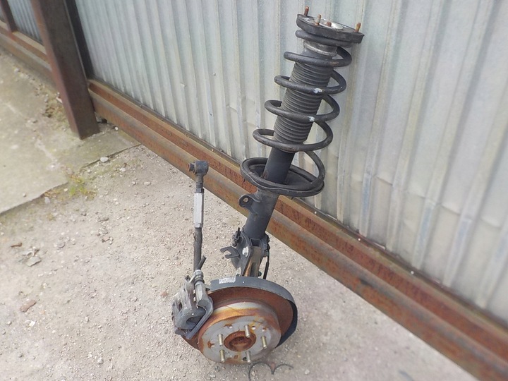 фото №1, Поворотный кулак ступица амортизатор зад левый tucson i sportage ii 4x4