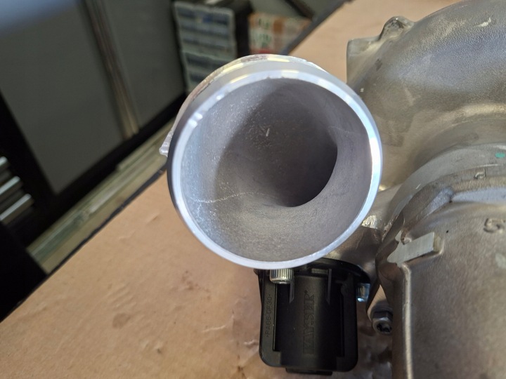 фото №10, Турбонагнетатель mercedes r6 3.0 a2560901400 новая