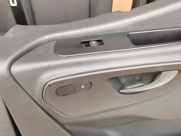 фото №9, Mercedes sprinter 907 2023 комплект сидений передних+ обивка левая правая