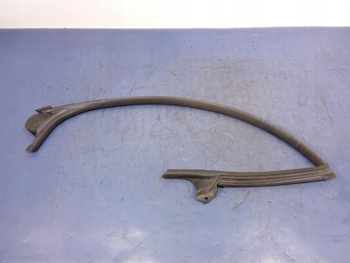 фото №1, Audi a7 i 4g прокладка дверь перед левая верхняя