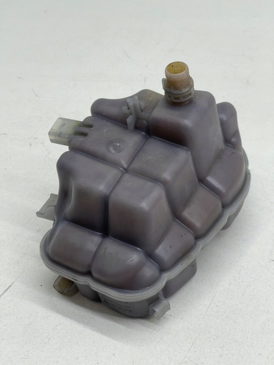 фото №8, Audi a7 a6 c7 бак бачок расширительный жидкости радиатор