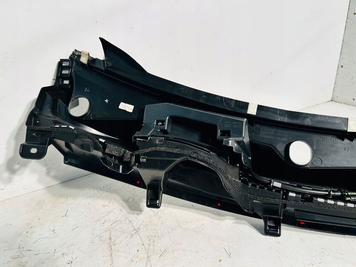 фото №9, Yaris iv панель під лобовим склом пластиковий