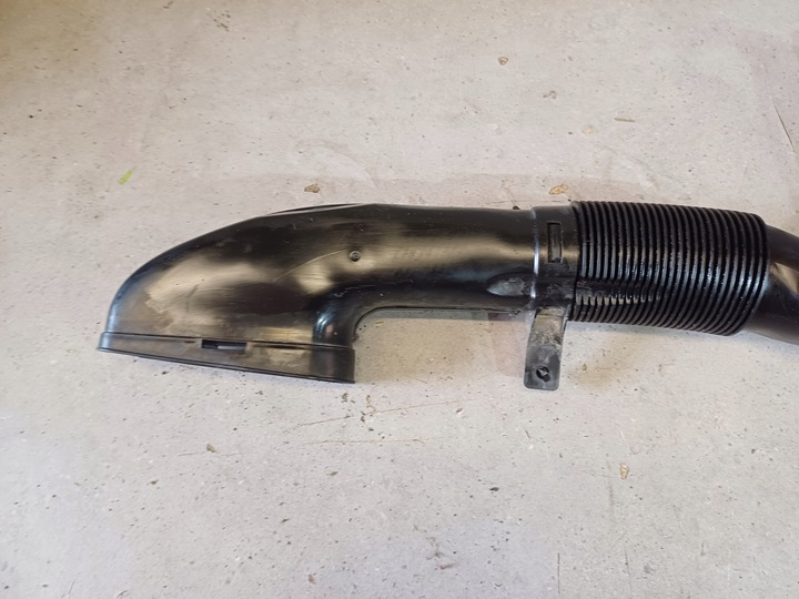 фото №6, Труба шланг воздуховод воздуха mercedes c w204 2.2 cdi nr. a6510903437