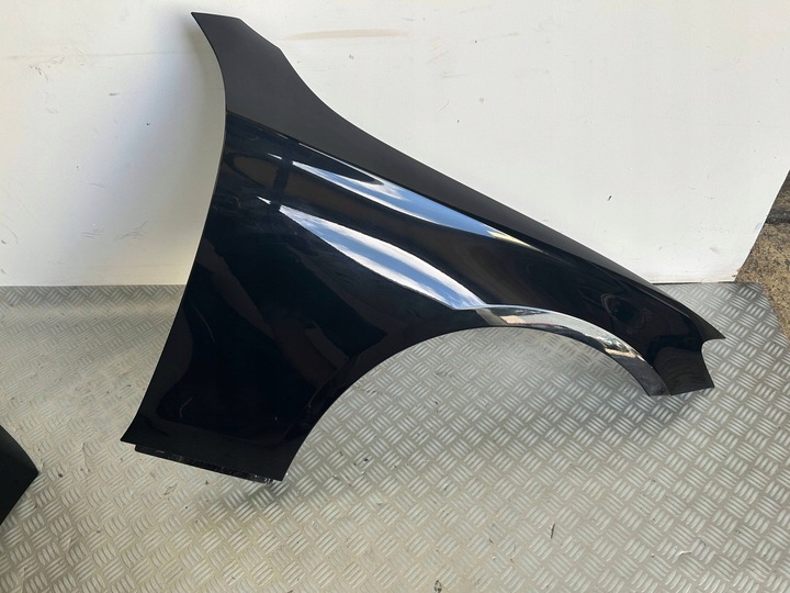 фото №1, Крыло правые перед переднее mercedes w213 197