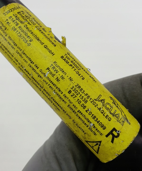 фото №3, Застібка ременя натягувач правий перед s-type xf xk xj