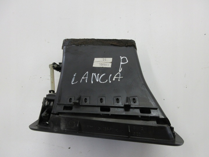 фото №8, Lancia phedra citroen c8 решётка воздуховод