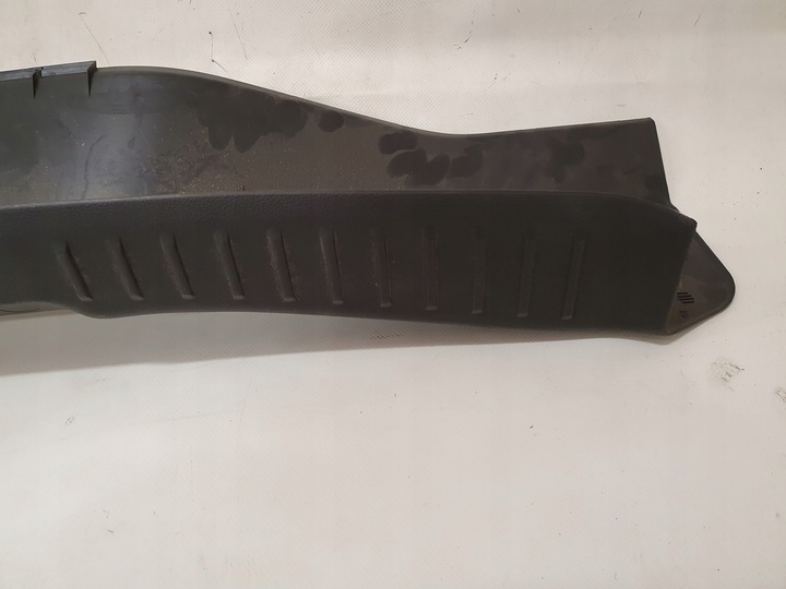 фото №14, Skoda octavia iii обивка крышки хэтчбек