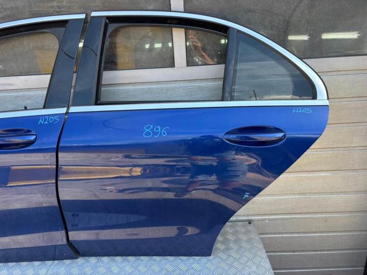фото №7, Mercedes w205 c-klasa двери левые зад 896 sedan