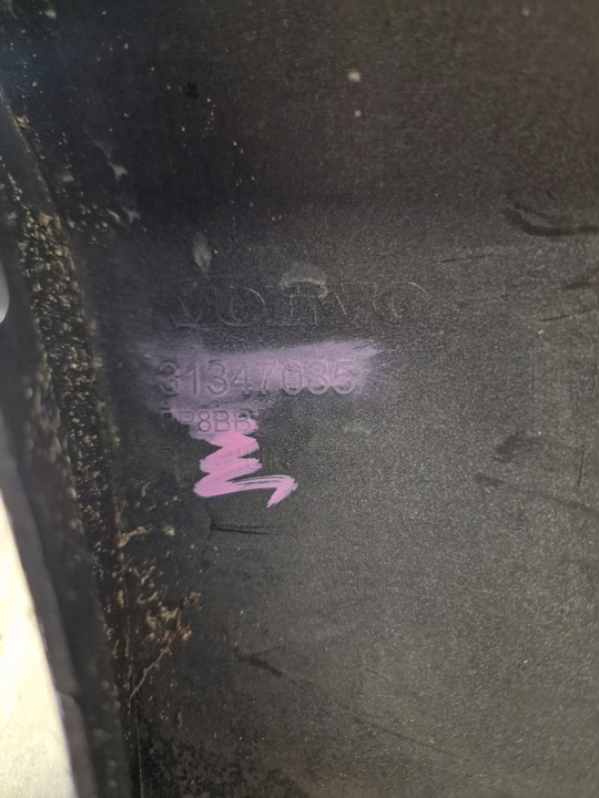 фото №11, Volvo v40 рестайлинг 2016 - r-design бампер перед