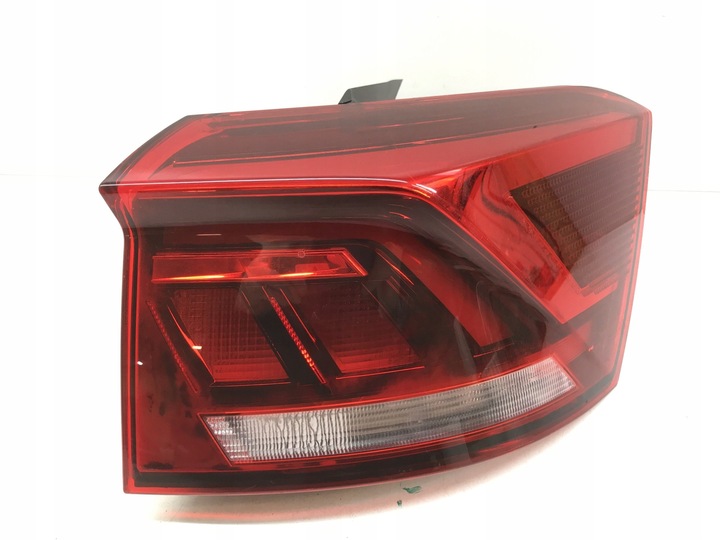 фото №1, Vw t-roc лампа led права зад 2ga945096d