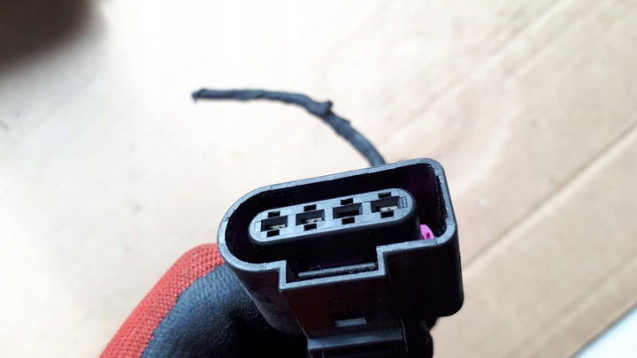 фото №9, A6 c7 рестайлинг штекер разъём соединитель 8k0973724 a7 q5