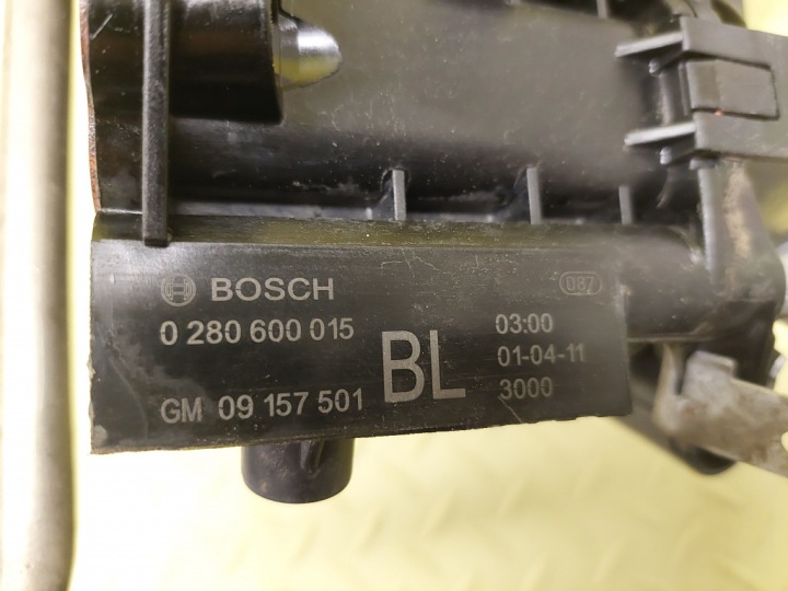фото №7, Opel corsa c 1.2 16v колектор впускний  09157501