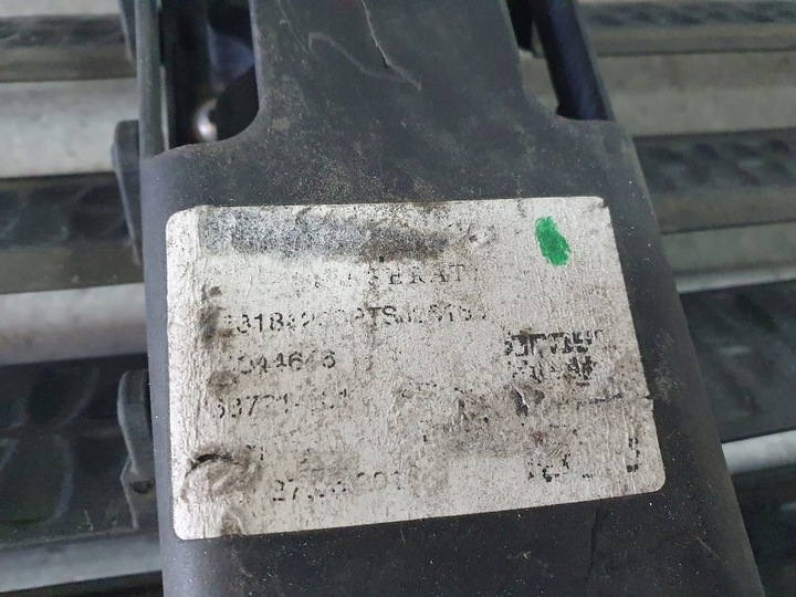 фото №5, Maserati quattroporte vi рестайлинг 2016- ролета жалюзи впуск радиатор