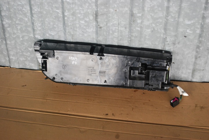 фото №10, Бардачок двері праві перед audi a8 d3 4e1868978a