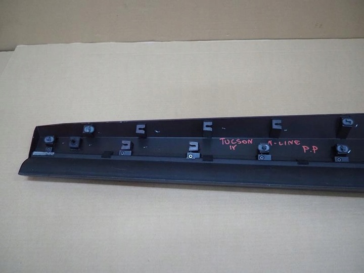 фото №7, Планка бокова нижня декоративна двері праві перед hyundai tucson iv n-line