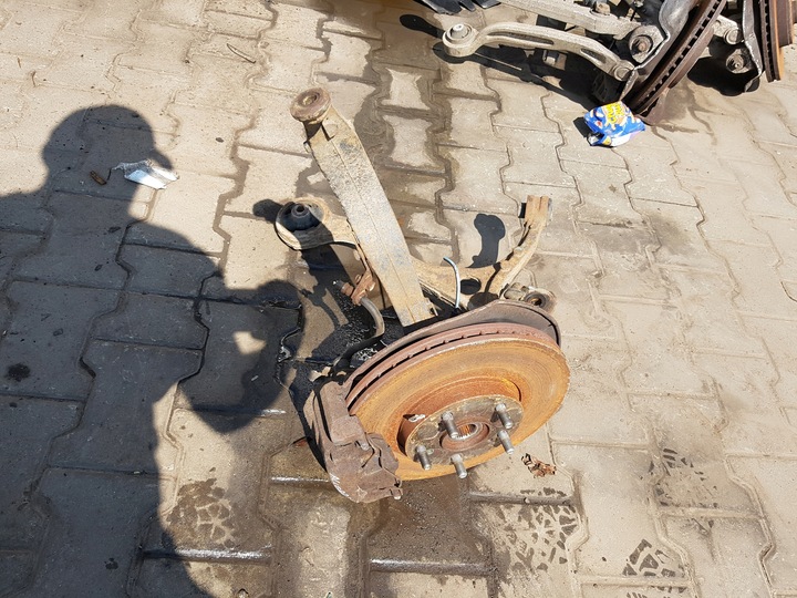 фото №1, Accord viii 2.2 idtec поворотный кулак рычаг левая перед