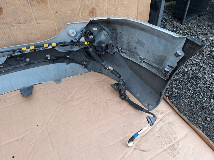 фото №13, Бампер задний toyota rav4 iv 15-18r рестайлинг 4 pdc 1f7 серебряный комплектный