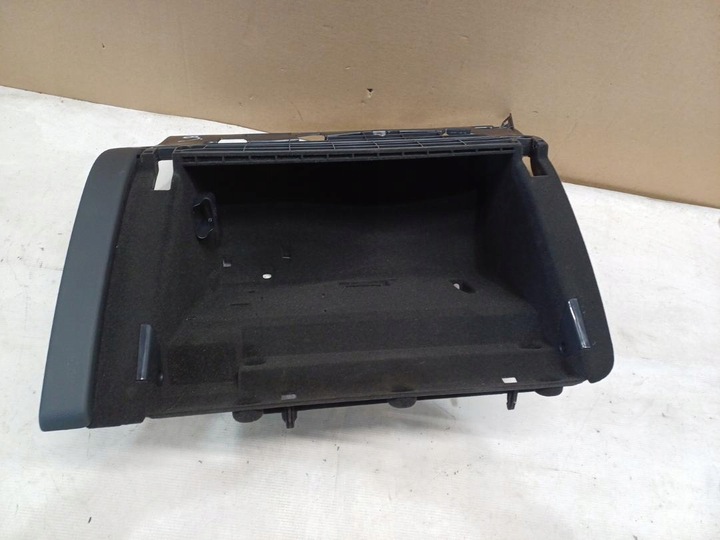 фото №2, Бардачок audi a5 8k1857035b