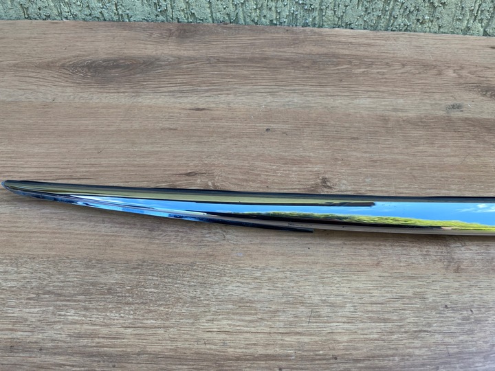 фото №3, Toyota avensis t27 рестайлинг левая планка хром крышки