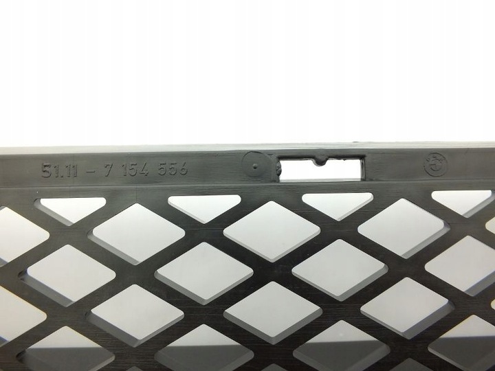 фото №15, Решітка середня відкрита бампера перед bmw e90 e91 318 320 323 51117154556