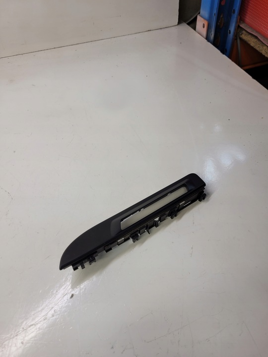 фото №1, Рамка кнопок памяти сиденья audi q7 4l0959527a