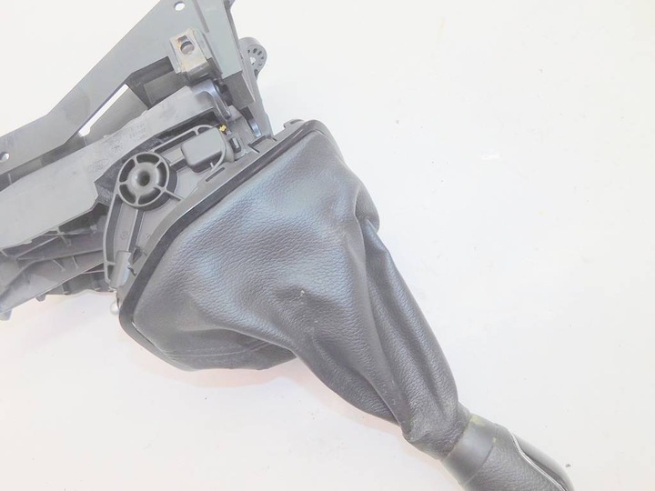 фото №8, Ford fiesta mk7 2014r домкрат вибірник коробки передач