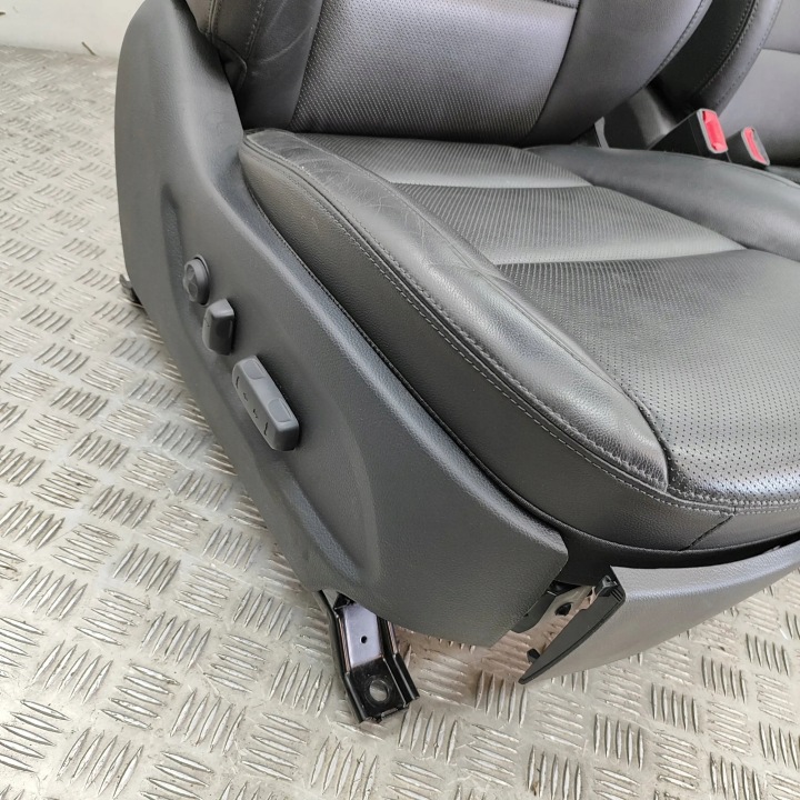 фото №9, Комплект сидений hyundai santa fé iii dm 823212w000 31292626 2.2l 147kw