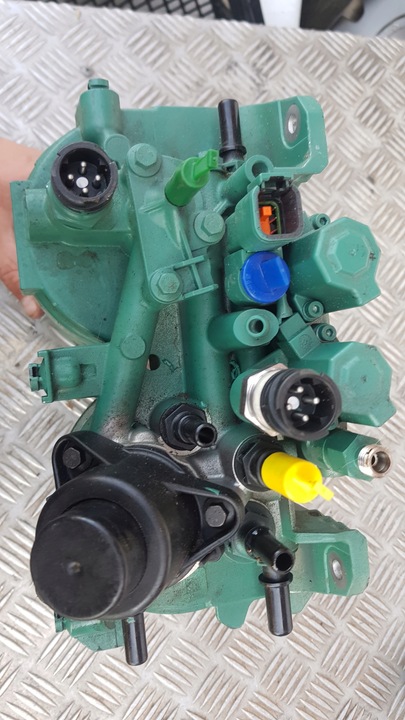 фото №12, Volvo fh4 fh5 основа фільтра пального 24137484 23671217
