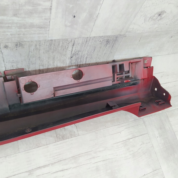 фото №10, Toyota corolla e21 sedan планка порогова накладка права 75850-02230