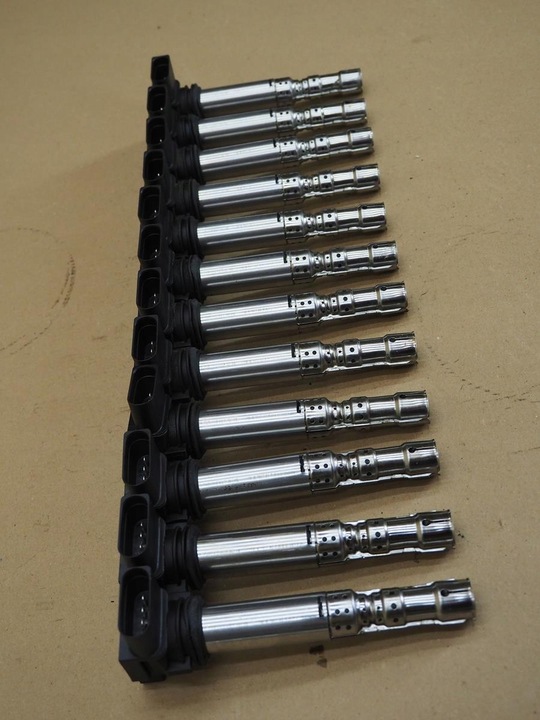 фото №6, Audi a8 d3 w12 6.0 катушка зажигания 07c905715a