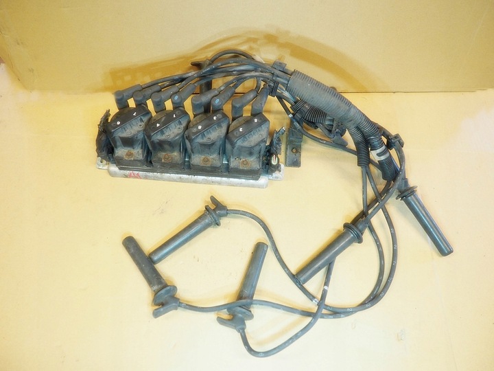 фото №1, Cadillac v8 катушка катушка зажигания 11039717e07a з проводами