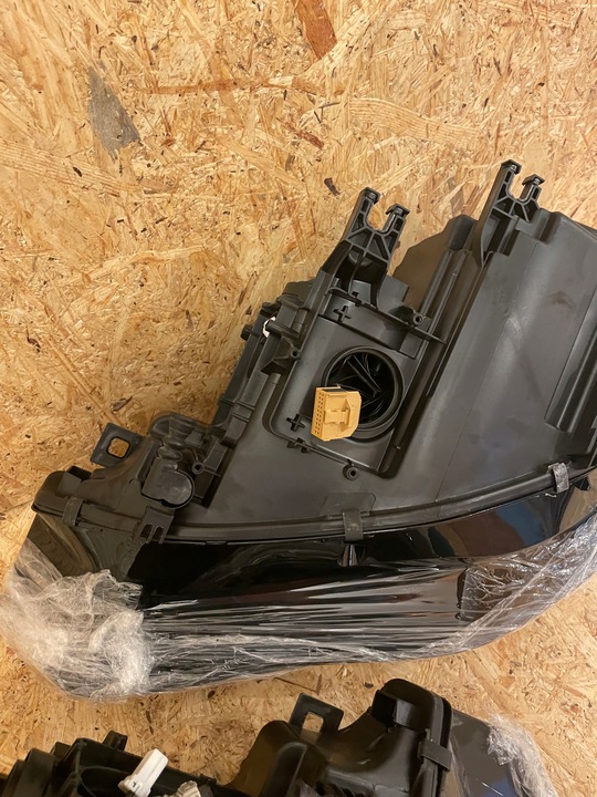 фото №10, Лампа ліва права bi ксенон audi a5 8t рестайлінг комплект!