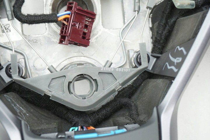 фото №12, Руль кожаный многофункциональная tesla модель 3 1490214-cn-b