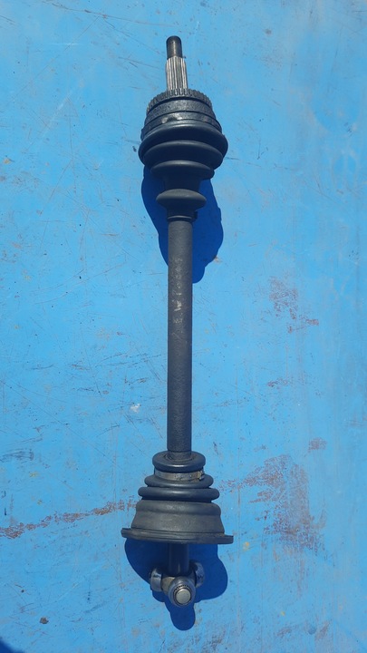 фото №1, Піввісь ліва volvo 440 460