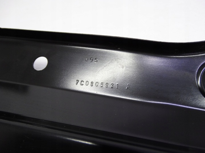 фото №9, Vw crafter ii16- кріплення лампа do ременя передньої 7c0805932a 7c0805931a