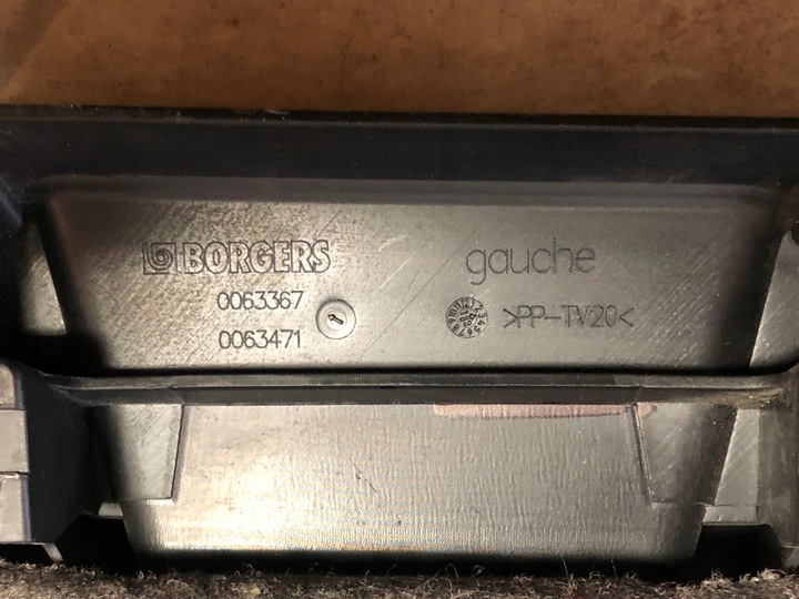 фото №8, Citroen оригінальний номер 96819294zd оббивка багажника c5 iii