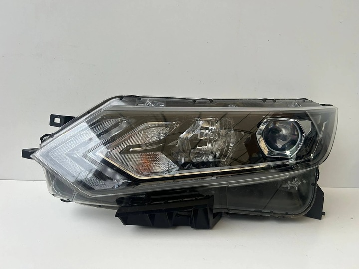 фото №1, Nissan qashqai j11 рестайлинг лампа левая перед 100-19009 оригинал