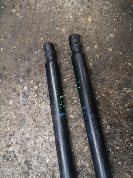 фото №5, Audi q7 4l амортизатор телескоп крышки 4l0827552c kpl.