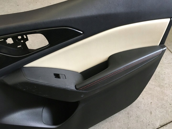 фото №8, Mazda 3 13-16 боковина дверь кожа правые перед зад