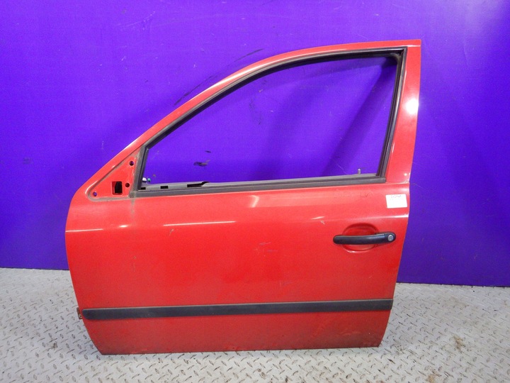 фото №1, Skoda octavia i 96- дверь перед передние левая 8180