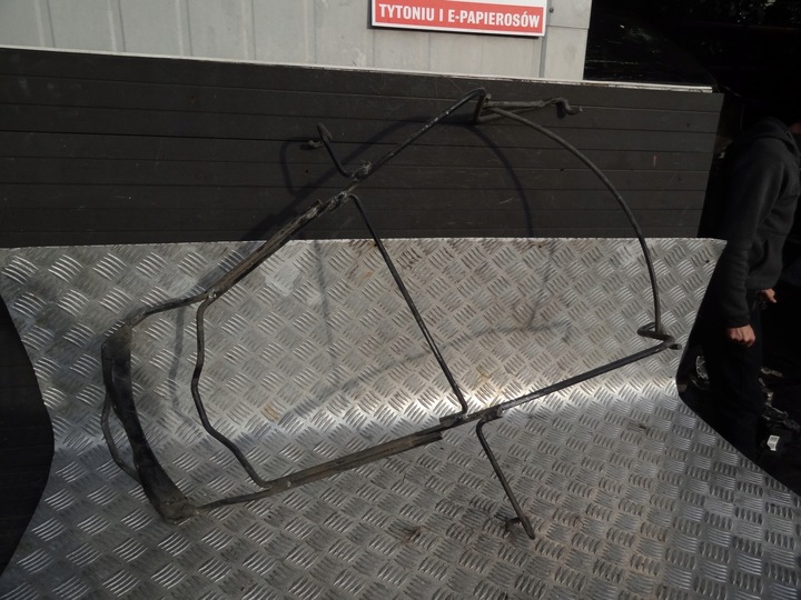 фото №1, Opel combo e 2019 корзина крепление колёса запасного винт оригинал